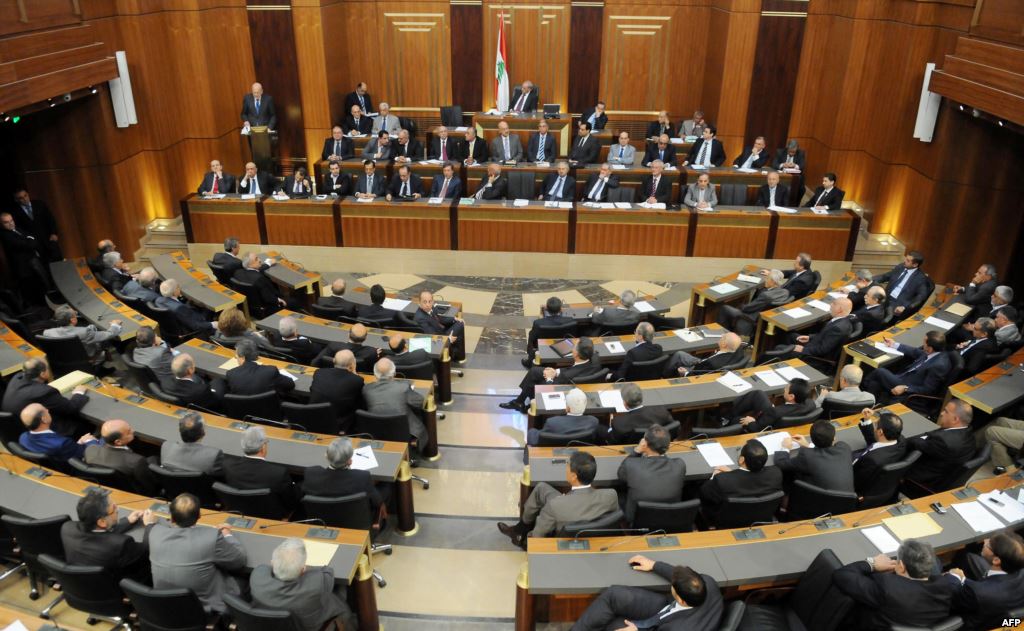 بدء توافد النواب اللبنانيين إلى البرلمان لانتخاب رئيس الجمهورية